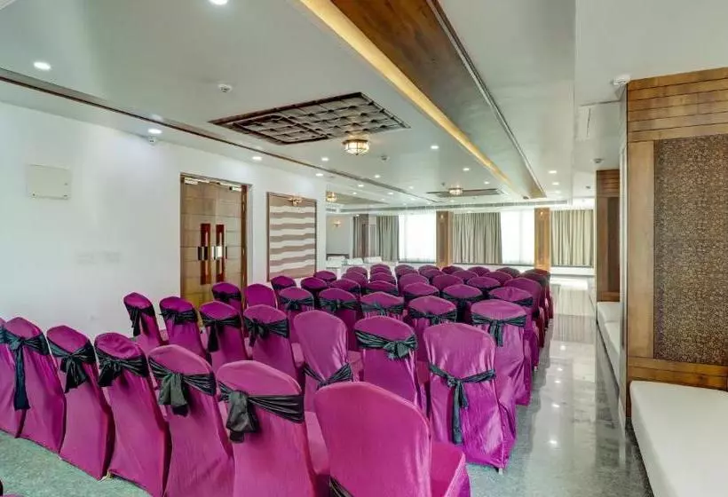 هتل Sanskar Jaipur