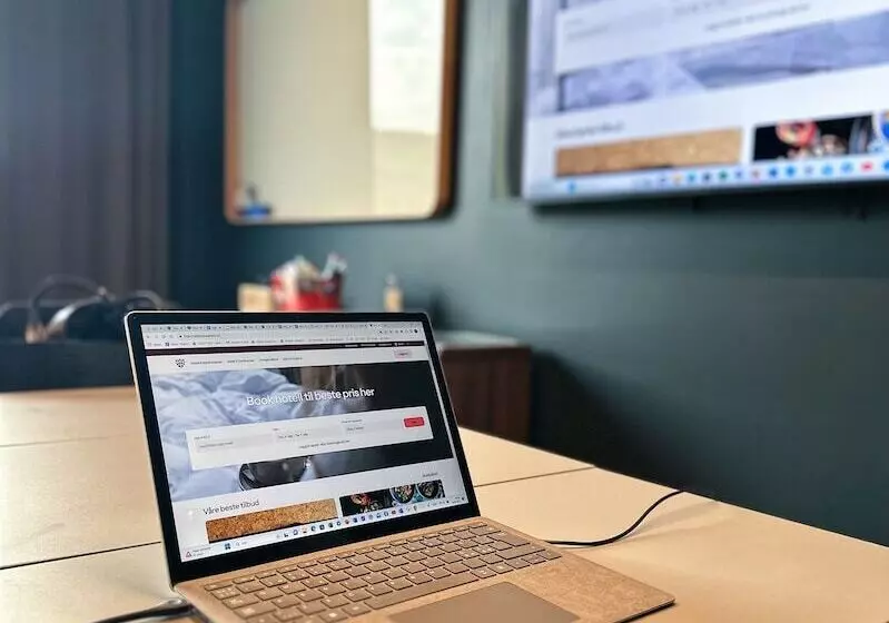 Quality Hotel River Station