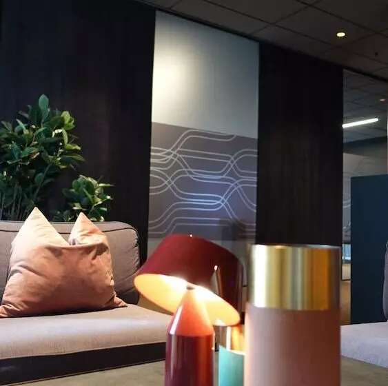 Quality Hotel River Station