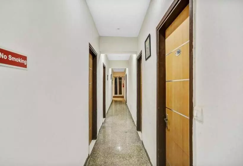 Townhouse 22956 Hotel Grand Residency