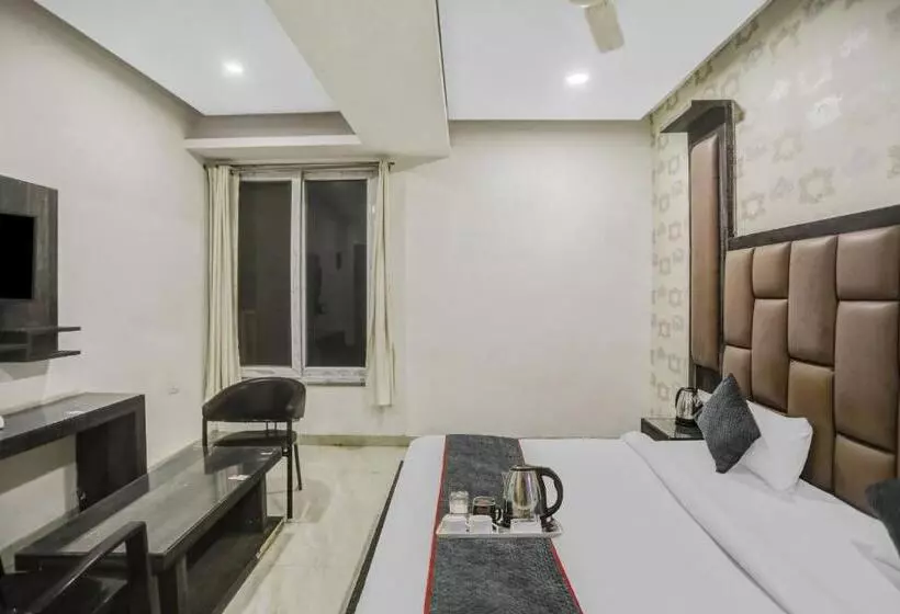 Townhouse 22956 Hotel Grand Residency
