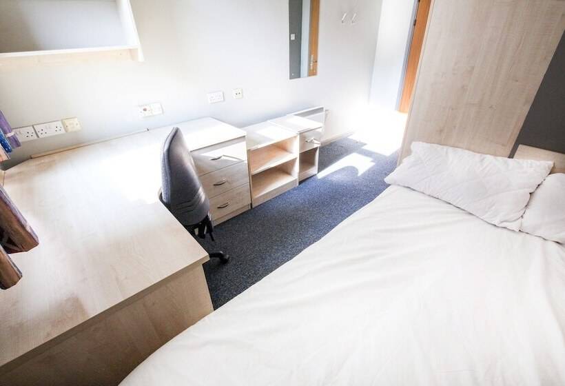 هتل Popup Bristol