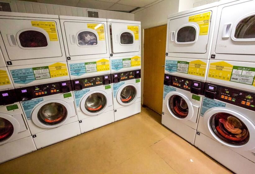 هتل Popup Bristol