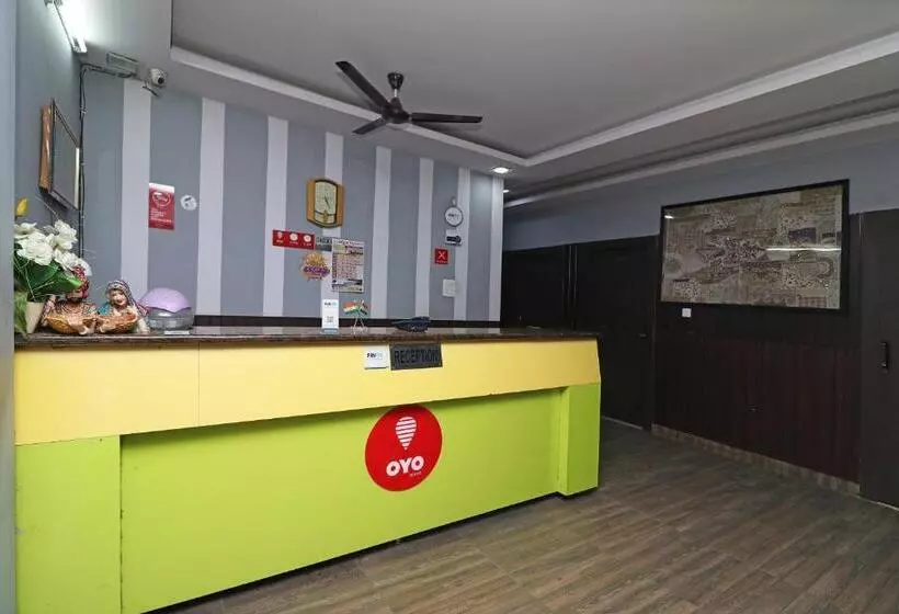 Oyo 29127 Hotel Crown Tower