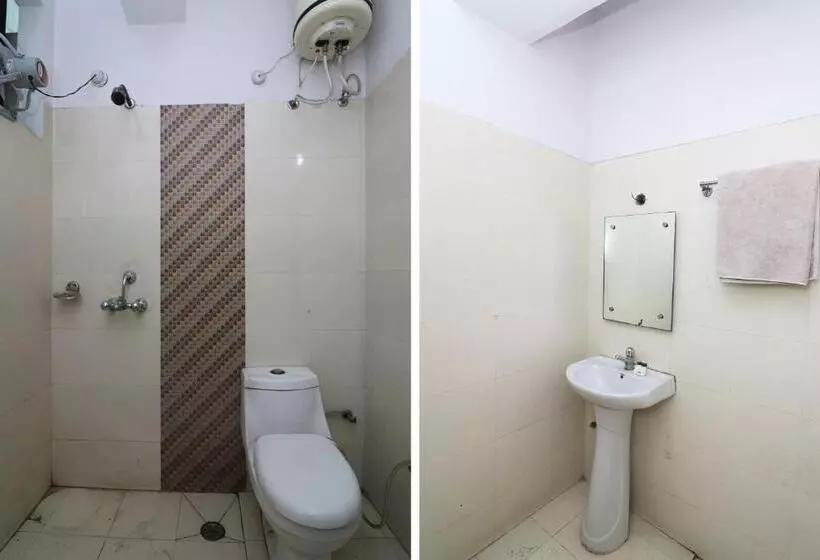 Oyo 29127 Hotel Crown Tower