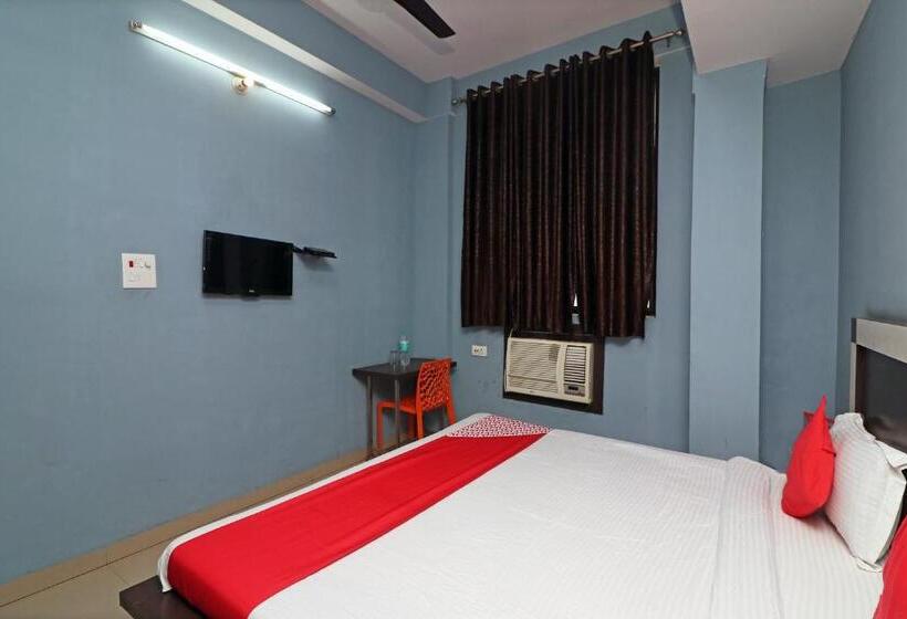 Oyo 29127 Hotel Crown Tower