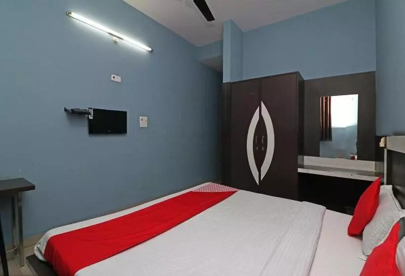 Oyo 29127 Hotel Crown Tower