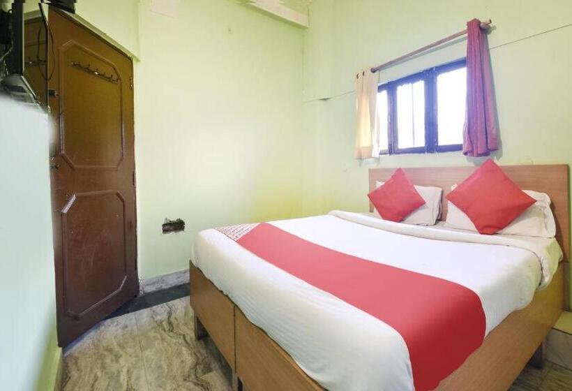 Oyo 29221 Hotel Shree Laxmi Palace