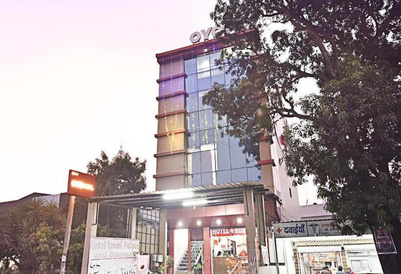 Oyo 29221 Hotel Shree Laxmi Palace
