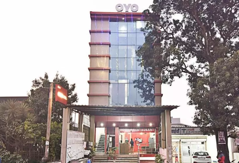 Oyo 29221 Hotel Shree Laxmi Palace