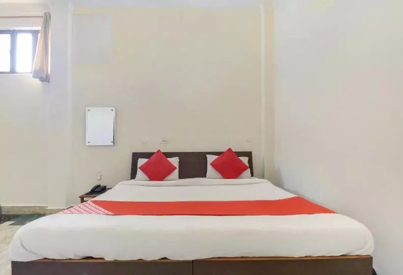 Oyo 29221 Hotel Shree Laxmi Palace