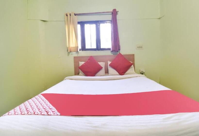 Oyo 29221 Hotel Shree Laxmi Palace