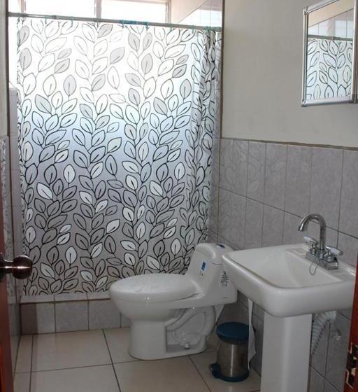 هاستل Hostal Libertad