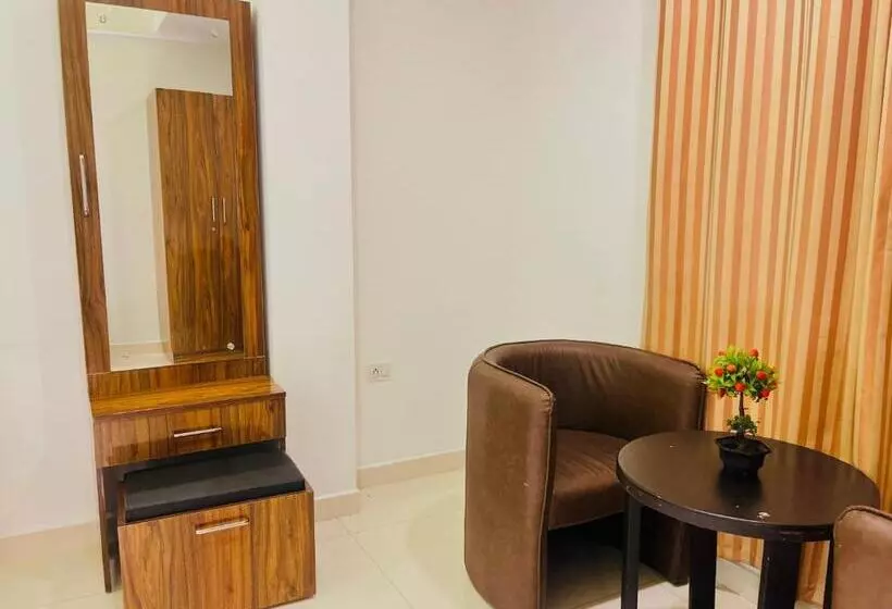 Hotelli Dana Residency By D2v