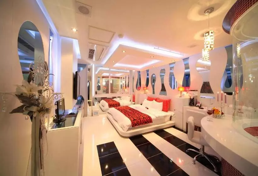 Hotelli Esia