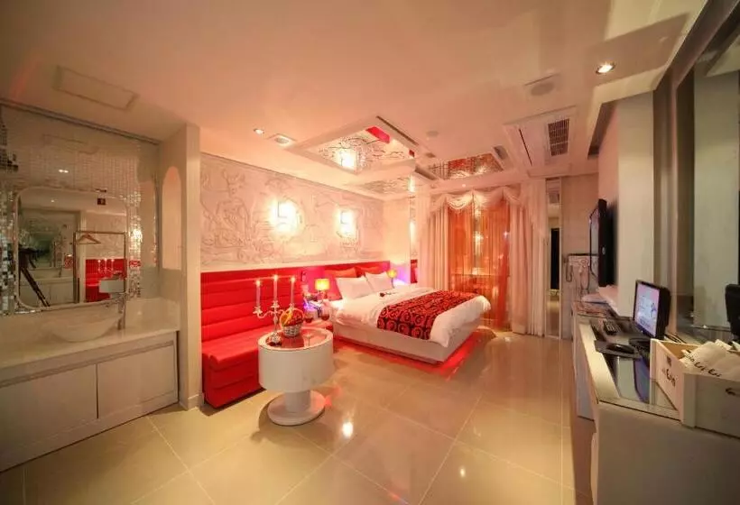 Hotelli Esia