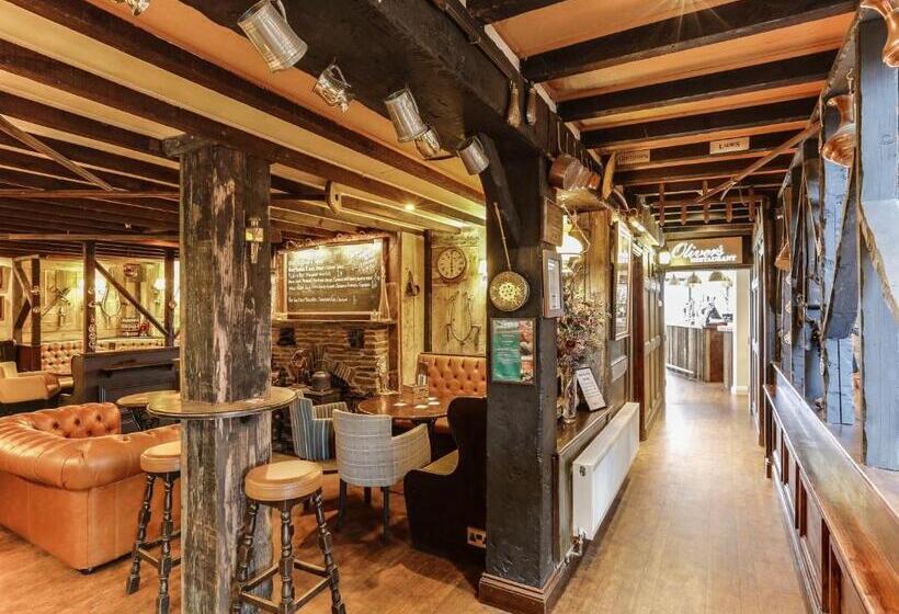 酒店 The Pickwick Inn & Oliver's Restaurant