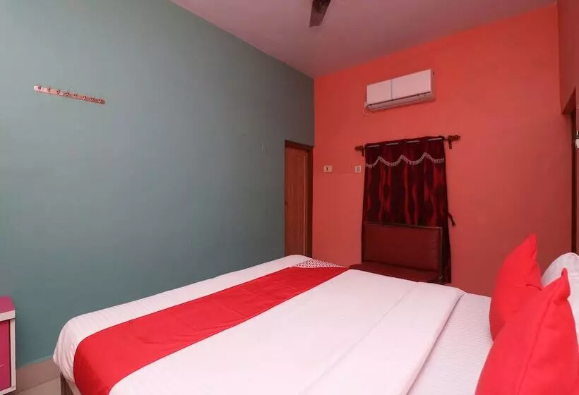 Oyo 27996 Hotel Green Park