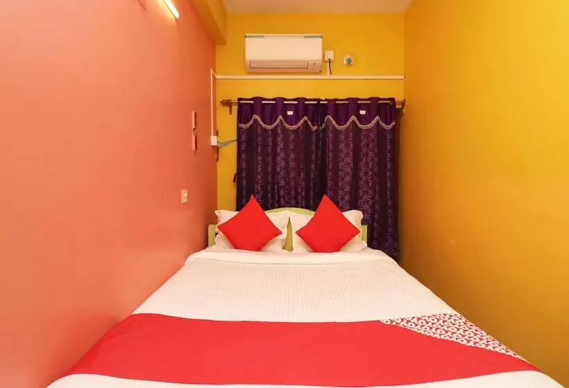 Oyo 27996 Hotel Green Park