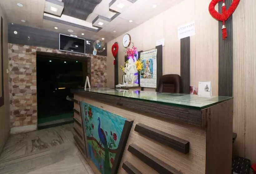 Oyo 27996 Hotel Green Park
