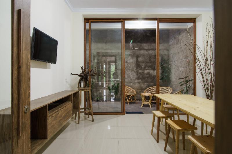 Pensionat Reddoorz Plus @ Daan Mogot Jakarta 2