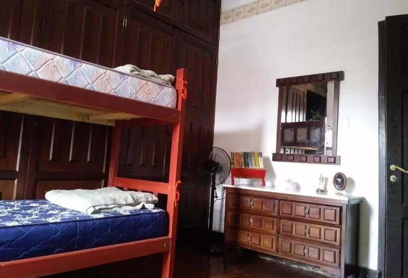 تختخواب و صبحانه Malala Jujuy Hostel