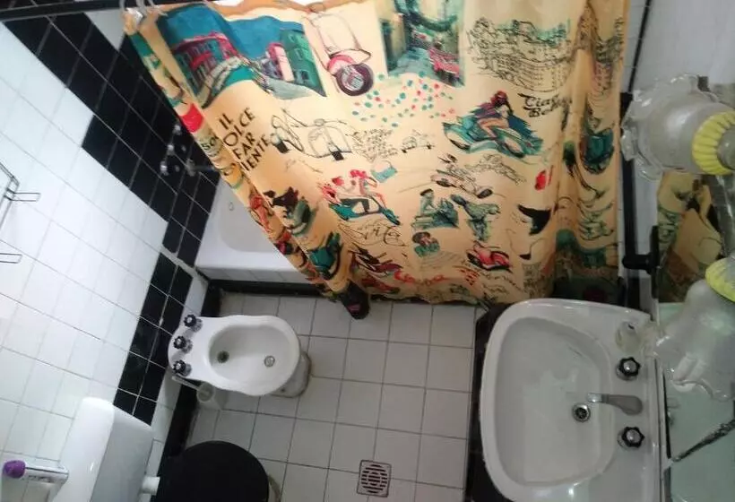 تختخواب و صبحانه Malala Jujuy Hostel