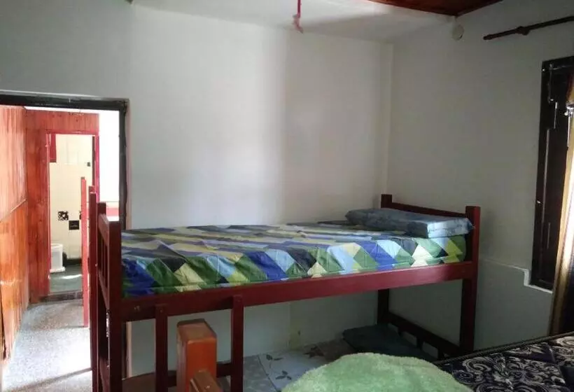 تختخواب و صبحانه Malala Jujuy Hostel