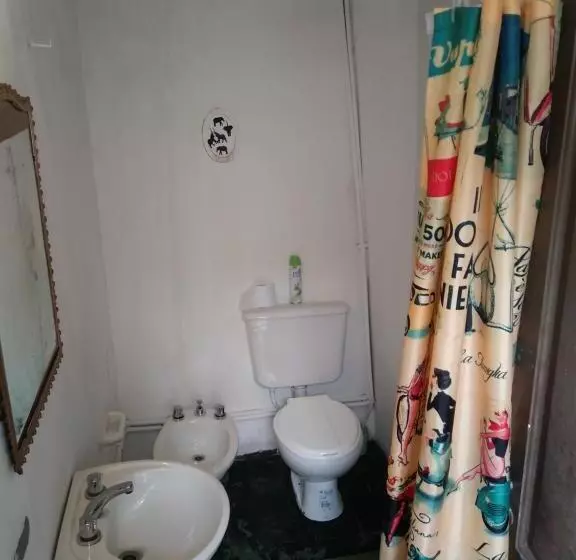 تختخواب و صبحانه Malala Jujuy Hostel