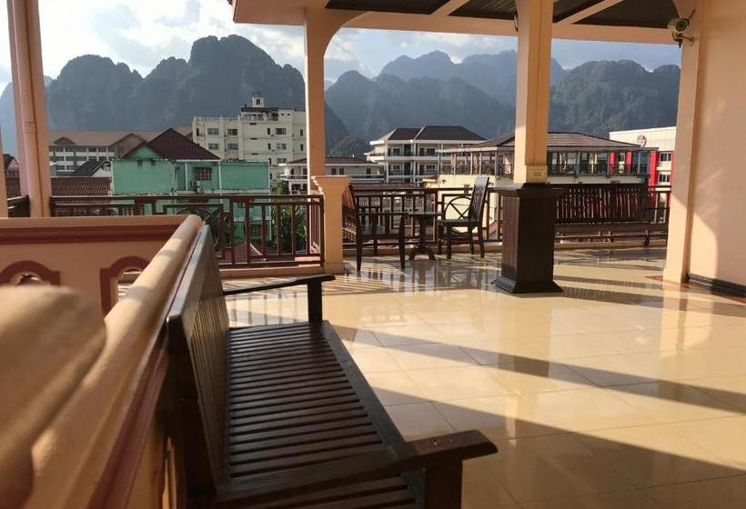 בית מלון כפרי V Central