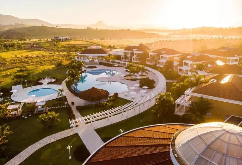 Hotelli Daj Resort & Marina