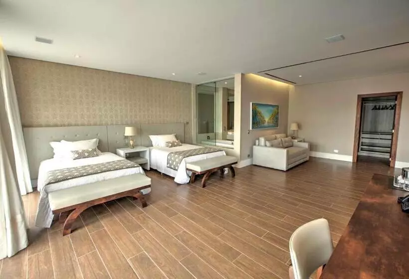 Hotelli Daj Resort & Marina