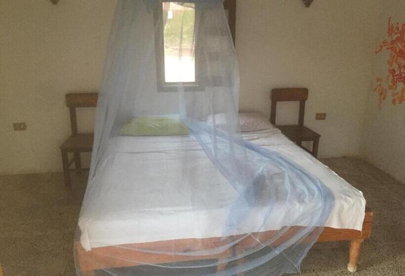 هتل Deep South Eco Lodge