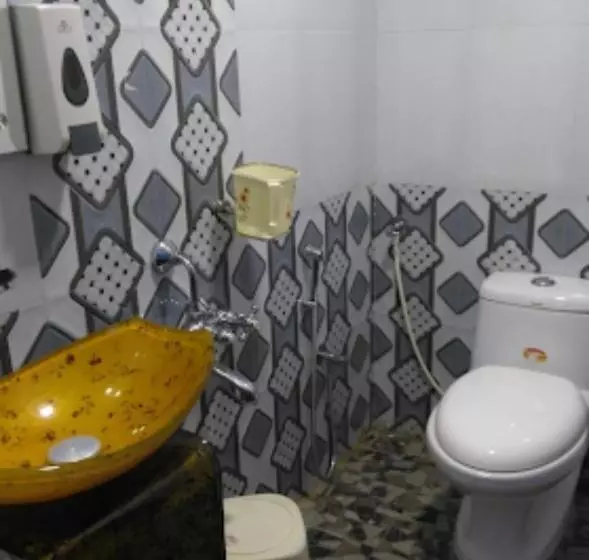 Hotelli Highland Inn