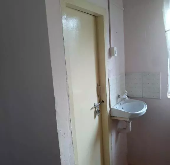 Hotelli Highland Inn