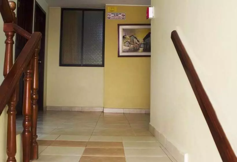 Majatalo Hostal Oro Orense