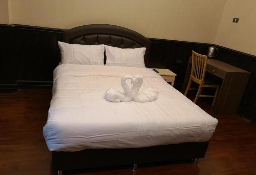 بنسيون Queens Inn, Savannakhet