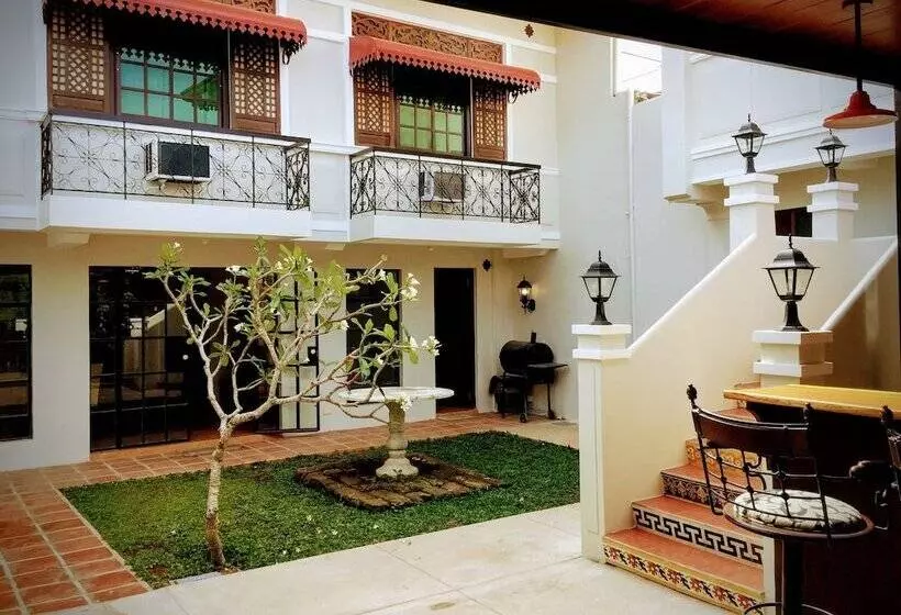 Casa Marina Bed And Breakfast