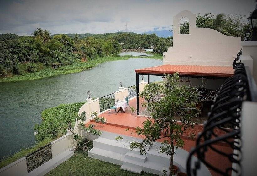 Casa Marina Bed And Breakfast