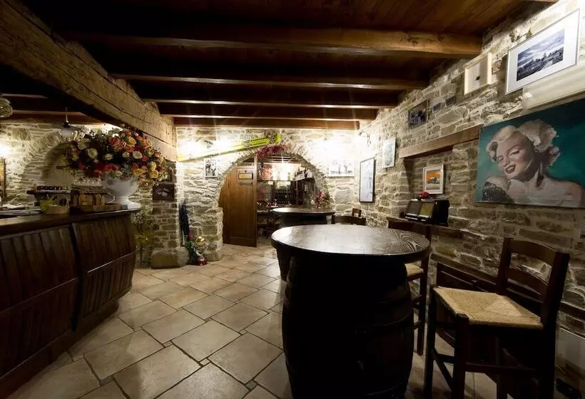 ホテル Albergo Cà Cerfogli