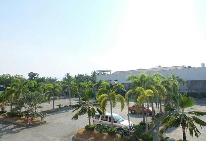 Dottie S Place Hotel & Restaurant