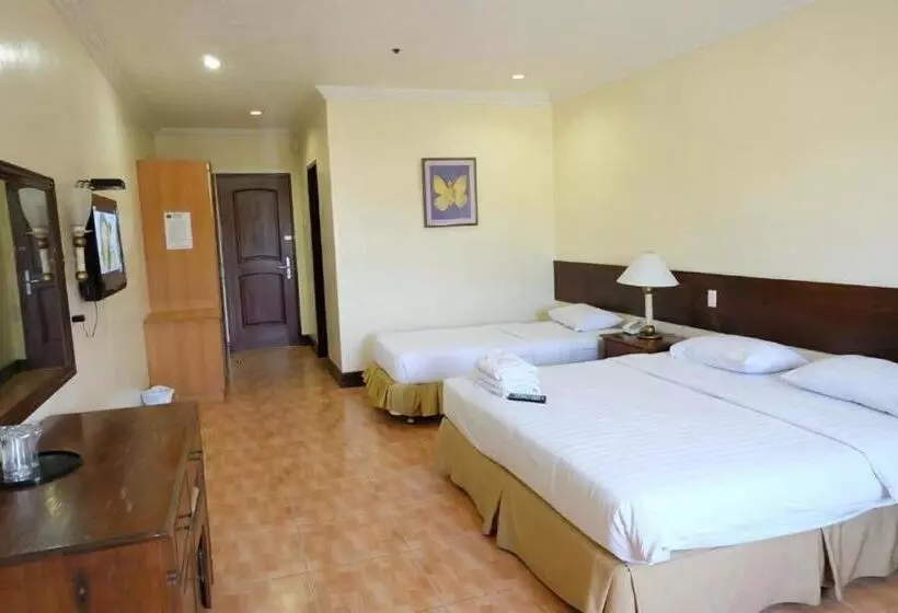 Dottie S Place Hotel & Restaurant