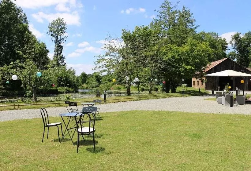 Aamiaismajoitus (B&B) Ilot Du Moulin