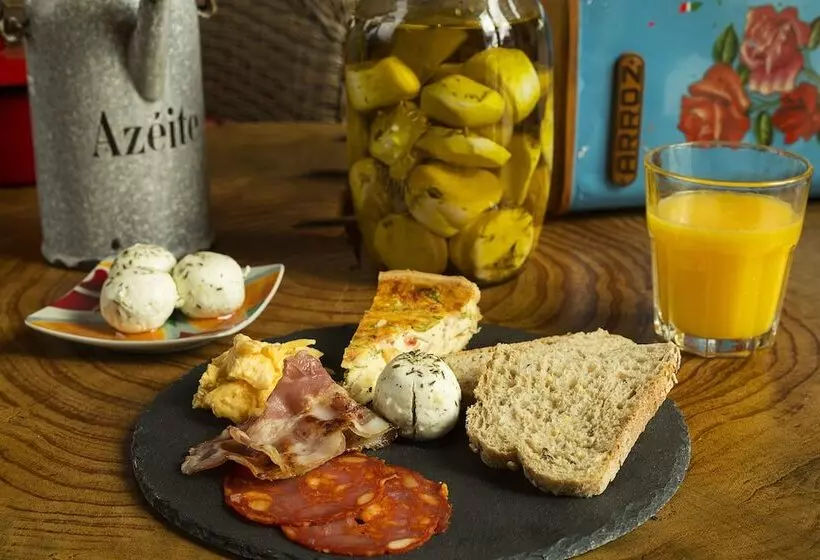 Aamiaismajoitus (B&B) Ninho Saloio