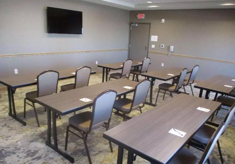 Hotelli Best Western Plus Lacrescent   Lacrosse