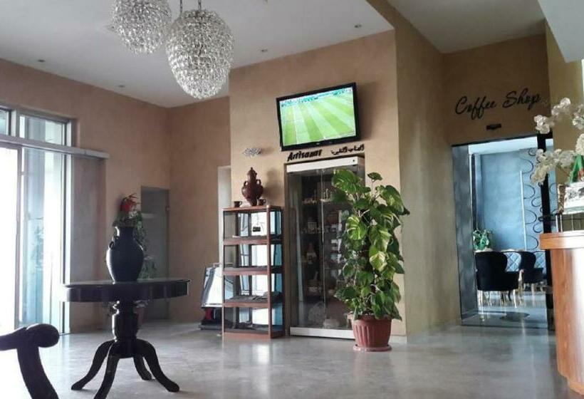 هتل De La Vallée