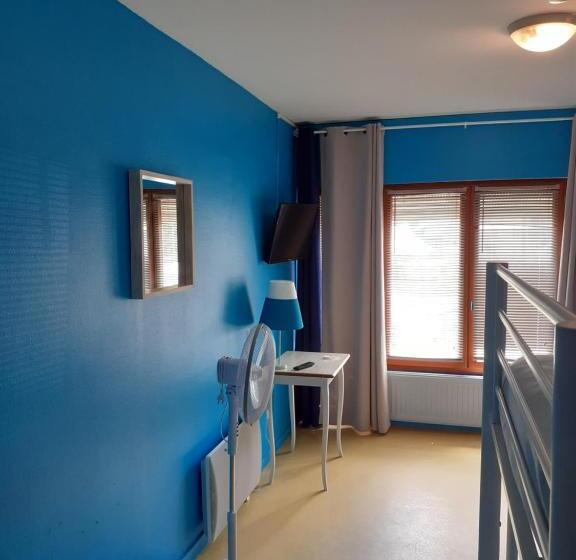 Hotel Les Remparts   Chez Dan Et Francois