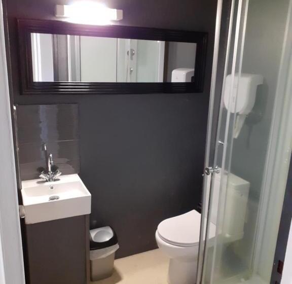 Hotel Les Remparts   Chez Dan Et Francois