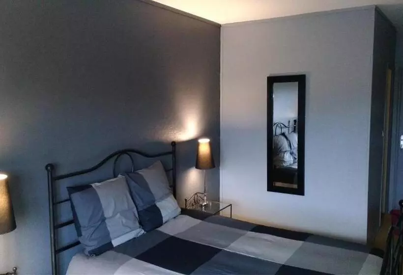 ホテル Les Remparts   Chez Dan Et Francois