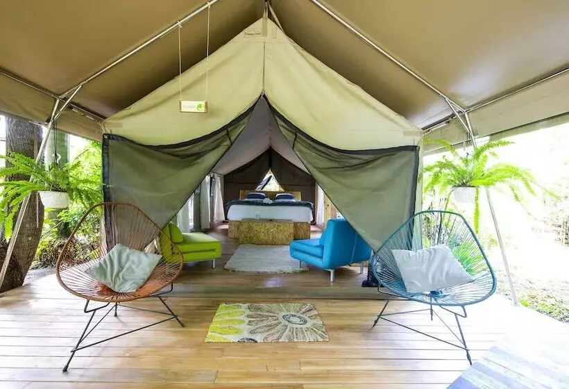 Hotelli Libelula Lounge & Lodgings